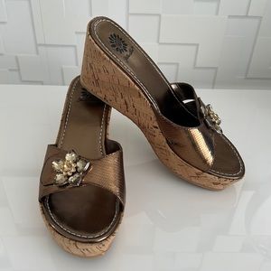 Yellow Box Gold Slip On / Wedge Gold with Glass accent